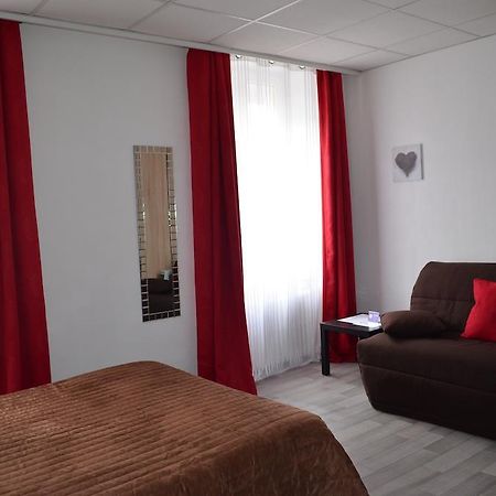 Hotel De La Croix De Malte Cherbourg-en-Cotentin Szoba fotó