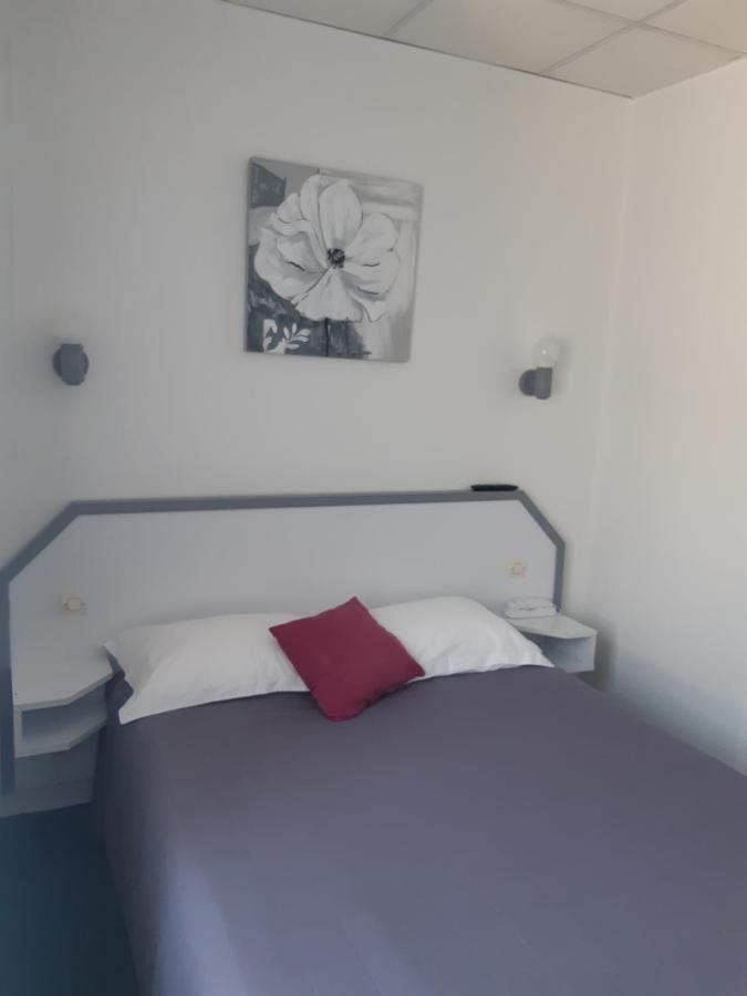 Hotel De La Croix De Malte Cherbourg-en-Cotentin Kültér fotó