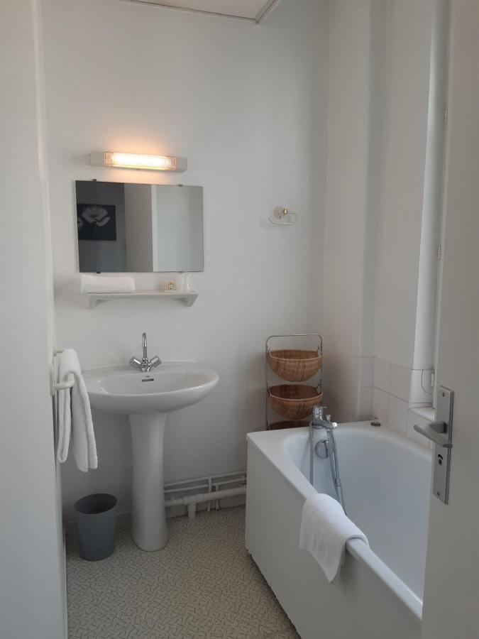 Hotel De La Croix De Malte Cherbourg-en-Cotentin Kültér fotó